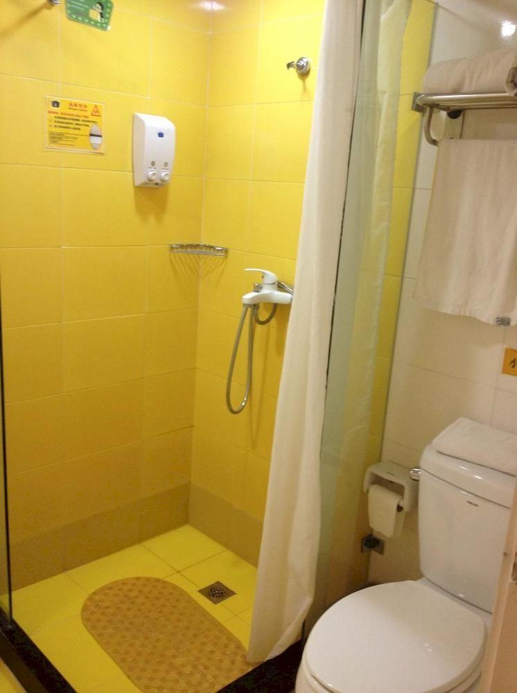 Home Inn Guangzhou Middle Jiefang Road Gongyuanqian Metro Station Exterior photo